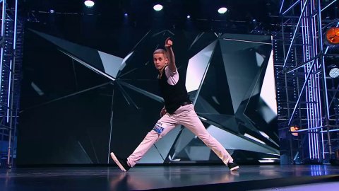 Танцы: Александр Андриенко (Ivаn Dоrn — Trapped) (сезон 4, серия 5)