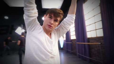 Танцы: Максим Жилин — Юмористический номер (сезон 3, серия 19)