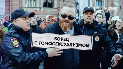 Комик в городе: Питерский борец за справедливость Виталий Милонов