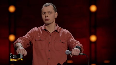 Stand Up: Виктор Комаров — О годе российского кино и о спортсменах, которые вкалывают себе допинг