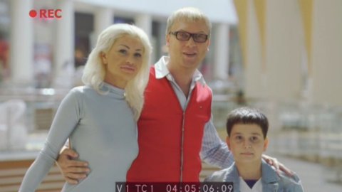 Страна в SHOPе: Сергей Светлаков — Реклама с семьёй (выпуск 1)